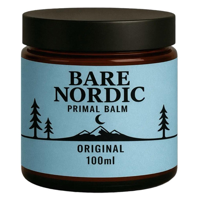 Liten burk med naturlig hudkräm av talg, omärkt ljus förpackning